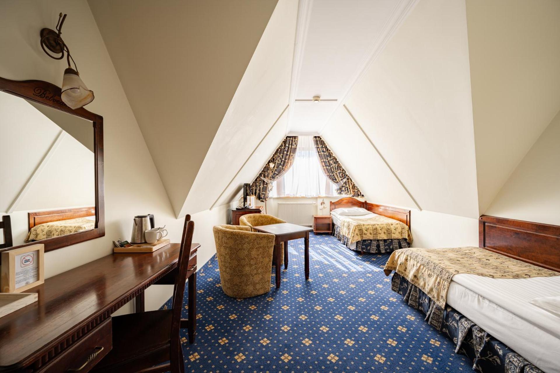 Standard Twin Room,1559628067:JPEG